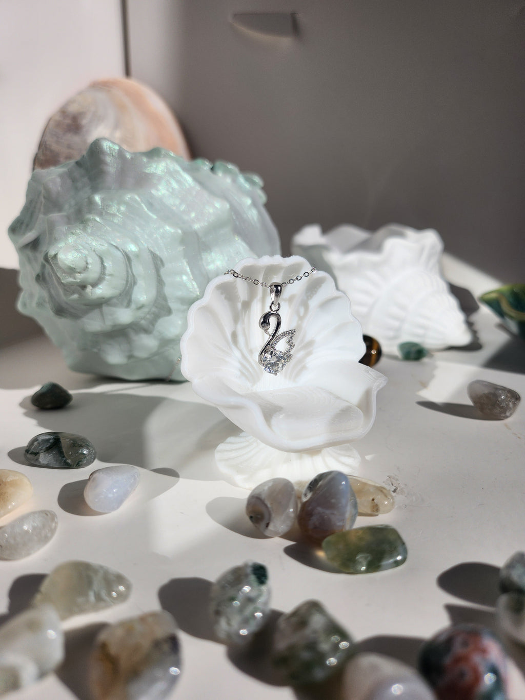 Élan silver swan necklace in gift-ready box with GRA certificate, free shipping Australia — Byrall